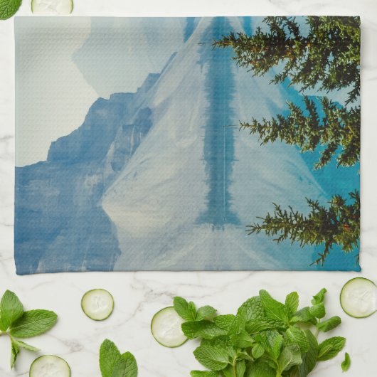 Wintergebirgsseen Geschirrtuch (Gefaltet)