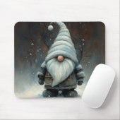 Wintergnom in einem verschneiten Wald Mousepad (Mit Mouse)