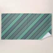 Wintergraue und graue Streifen auf Aquarellpapier Strandtuch (Vorderseite)