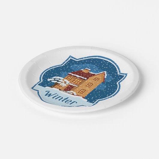 Winterhaus im Schnee Pappteller (Schrägansicht)