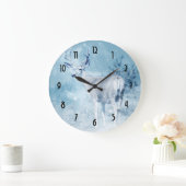 Winterhirsche und Pinienbäume Große Wanduhr (Zuhause)