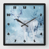 Winterhirsche und Pinienbäume Quadratische Wanduhr (Vorderseite)