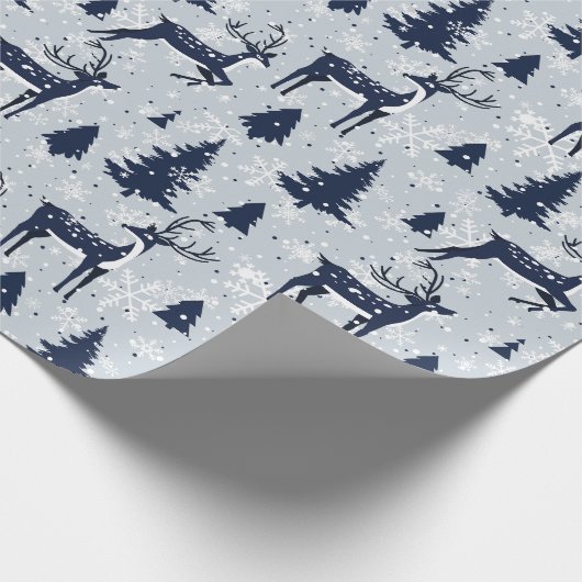 Winterhirsche und Schneeflocken Weihnachten Geschenkpapier (Ecke)