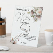 Winterhochzeit in einem Flaschenbuchzeichen Sockelschild (In SItu)