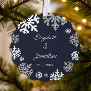 Winterhochzeit mit blauen Schneeflocken Ornament Karte