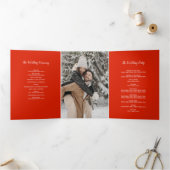 Winterhochzeitkegel Rote Beeren Aquarell Foto Dreifach-gefaltete Programmkarte (Innenseite)