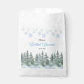 Winterkiefern Schneeflocken Brautparty Geschenktütchen (Vorderseite)