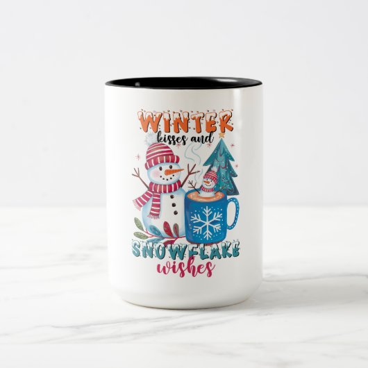 Winterküsse und Snowflake-Wünsche Zweifarbige Tasse (Mittel)