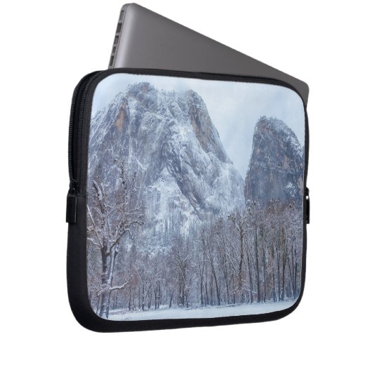 Winterland Laptopschutzhülle (Vorne Rechts)