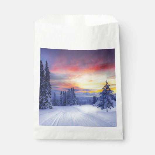 Winterlandschaft Geschenktütchen (Vorderseite)