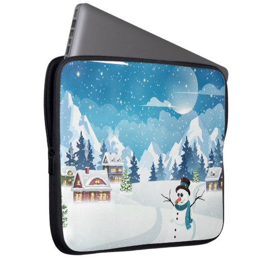 Winterlandschaft im Abend mit Schnee bedeckt Laptopschutzhülle (Vorne Rechts)