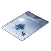 Winterlandschaft in blauer Farbe. Einmaliger Baum Notizblock (Linke Seite)