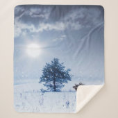 Winterlandschaft in blauer Farbe. Einmaliger Baum  Sherpadecke (Vorderseite)