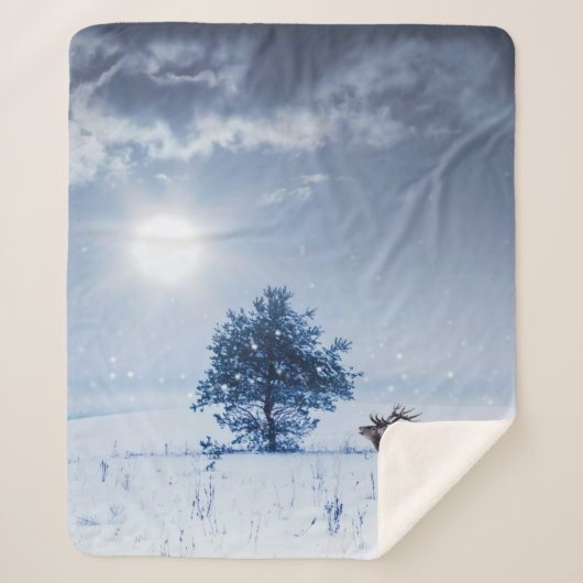 Winterlandschaft in blauer Farbe. Einmaliger Baum  Sherpadecke (Vorderseite)