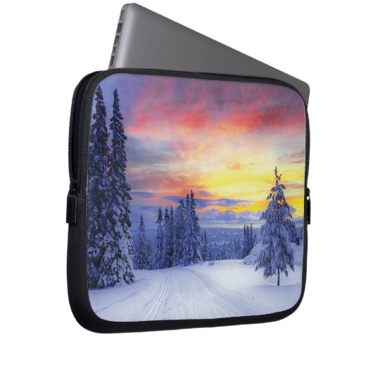 Winterlandschaft Laptopschutzhülle (Vorne Rechts)