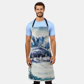 Winterlandschaft mit Bergdorf bedeckt mit Schürze (Getragen)