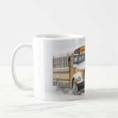 Winterlandschaft mit einem gelben Schulbus Kaffeetasse (Links)