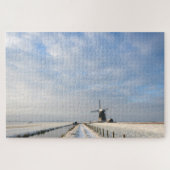 Winterlandschaft mit Schnee und Windmühle in Holla Puzzle (Horizontal)