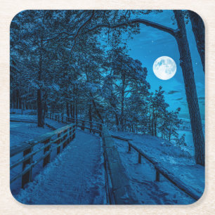 Winterlandschaft mit schneebedecktem Pinienwald Rechteckiger Pappuntersetzer