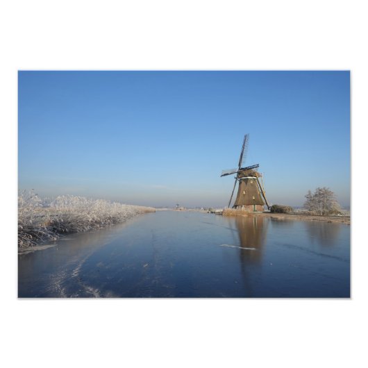 Winterlandschaft mit Windmühle und Eis Fotodruck (Vorne)
