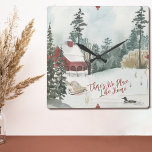 Winterlandschaft Seehütte an keinem Ort wie Zuhaus<br><div class="desc">Winterlandschaft Lakeside Kabinenuhr mit dem Buchstaben "There's No Place Like Zuhause" in trendiger Schriftzeichen. Dieses rustikale Landdesign besticht durch eine Aquarelllandschaft mit einer Seehütte,  Kiefernbäumen,  einer Ente am See,  Schnee und Schlitten.</div>