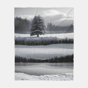 Winterlandschaft und Baum, Schwarz und Weiß - Kuns Fleecedecke