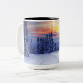 Winterlandschaft Zweifarbige Tasse (Vorderseite Links)