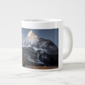 Winterliche Berglandschaft-Tasse Jumbo-Tasse (Vorderseite Rechts)