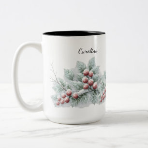 Winterliche Botanik mit Frostbeeren und Fichten zu Zweifarbige Tasse