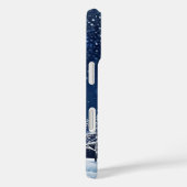 Winterliche Schneeszene mit blauem Monogramm Case-Mate iPhone Hülle (Rückseite / Rechts)