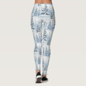 Winterliche Waldserenität – Schnee bedeckter Wald Leggings (Rückseite)