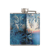 Winterliches Sonnenlicht durch gefrorene Eiskrista Flachmann (Rückseite)