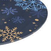 Winternacht: Blaues Schneeflockenmuster. Schneidebrett (Ecke)