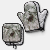 Winternaturfotografie von Snowy Pine Branch Ofenhandschuh & Topflappen-Set (Vorderseite/Rückseite)