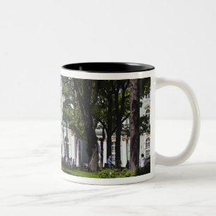 Winterpalast und Eremitage Zweifarbige Tasse