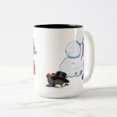 Winterpenguin-Tasse Zweifarbige Tasse (VorderseiteRechts)