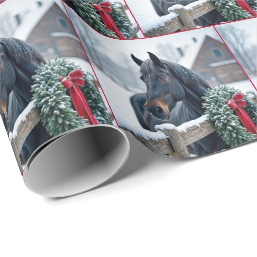 Winterpferd mit Weihnachtskranz Geschenkpapier (Rolleneckpunkt)