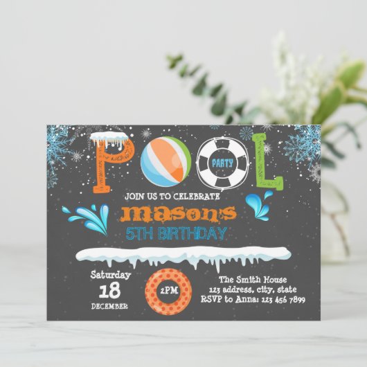 Winterpool-Geburtstagsfeier Einladung (Stehend Vorderseite)