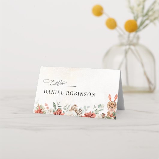 Winterrot-grüne Pinecone Gedeckte Platzkarte (Vorderseite)