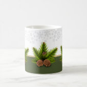 Wintersaison Pinecones und Schneeflocken Kaffeetasse (Mittel)