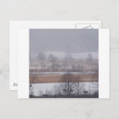 Winterschaukeln bedecken große, rauchige Berge Postkarte (Vorne/Hinten)