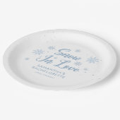 Winterschnee in Liebe Skibachelorette Pappteller (Schrägansicht)