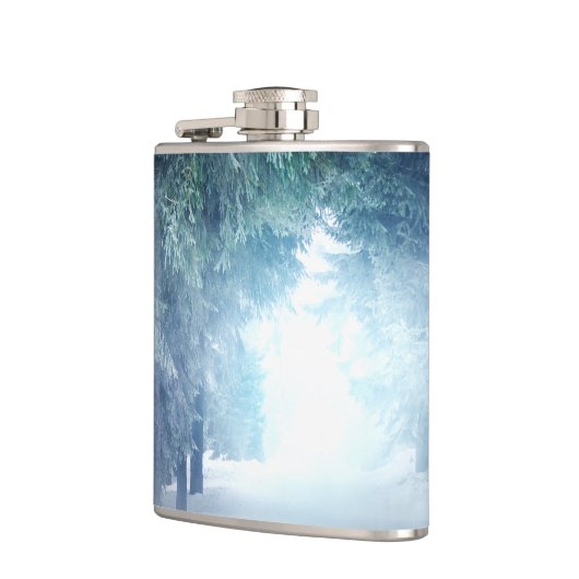 Winterschnee mit Wölfen im Evergreen Forest Flachmann (Links)