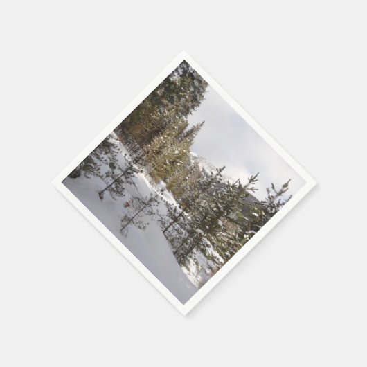 Winterschneebergszene in Montana Serviette (Ecke)