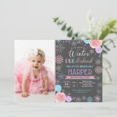 Winterschneeflocke 1. Geburtstag Foto Einladung (Stehend Vorderseite)