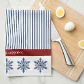 Winterschneeflocke Dekoration mit Streifen und rot Geschirrtuch (Viertel Falte)