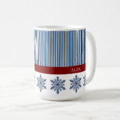 Winterschneeflocke Dekoration mit Streifen und rot Kaffeetasse (VorderseiteRechts)