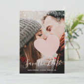 Winterschneeflocken Elegantes Script-Foto Save The Date (Stehend Vorderseite)