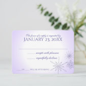 Winterschneeflocken Gemis Violet Wedding Response RSVP Karte (Stehend Vorderseite)