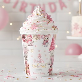 Winterschneeflocken im Glitzer der Nationalstaaten Pappbecher